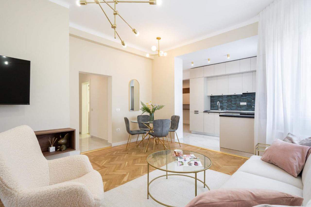 Old Town Bucharest, Luxury 2 Bedrooms Apartment Kültér fotó