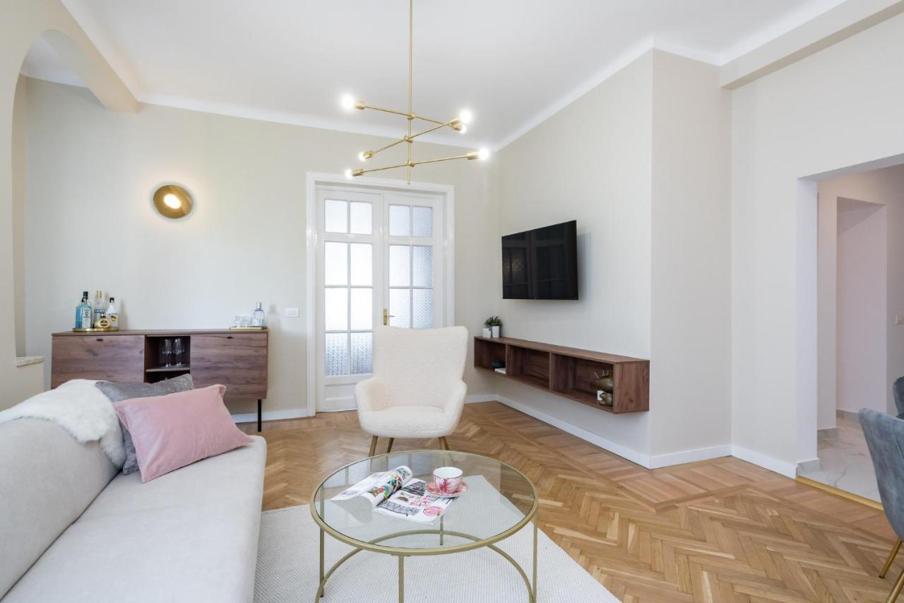 Old Town Bucharest, Luxury 2 Bedrooms Apartment Kültér fotó