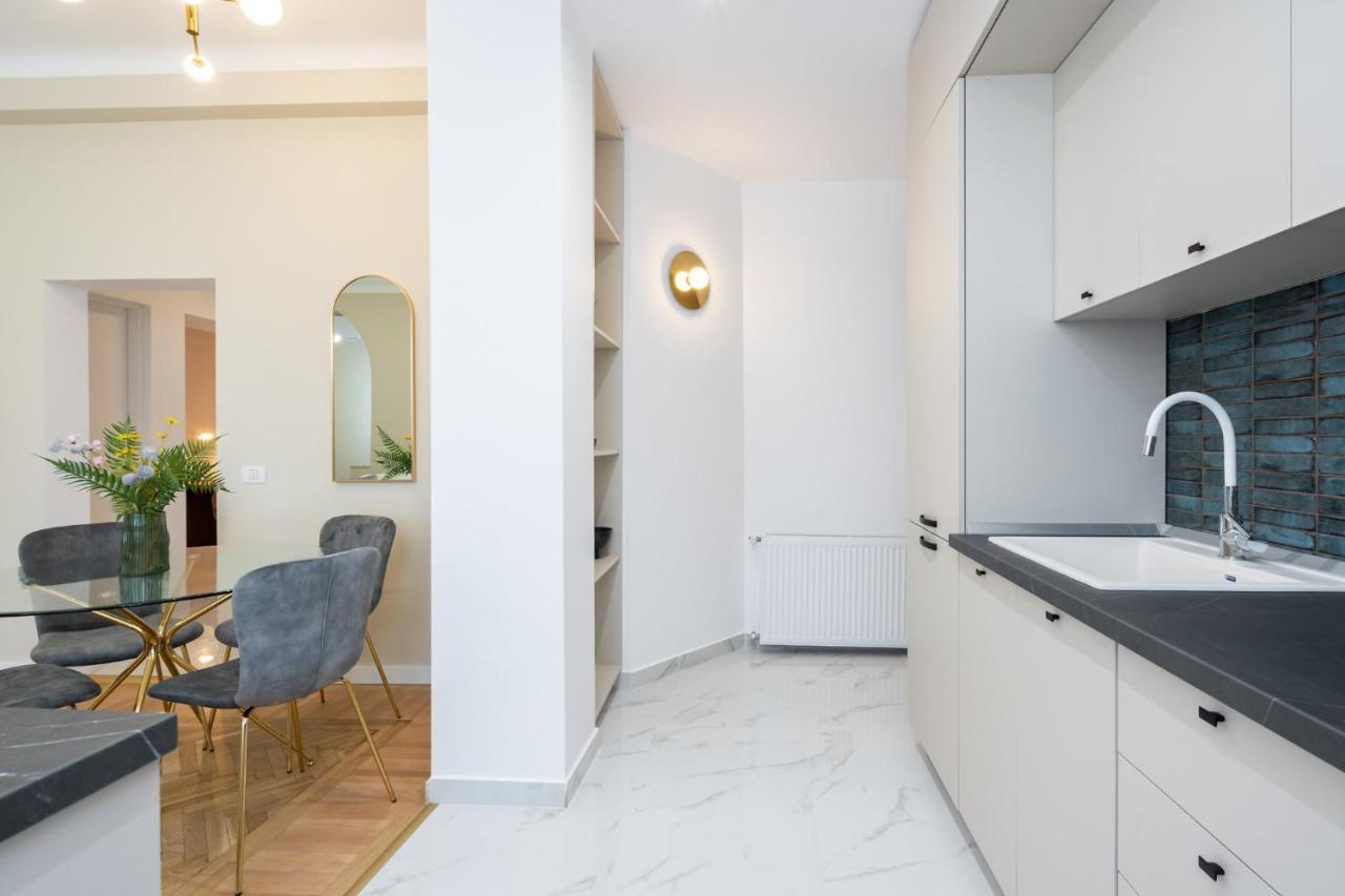 Old Town Bucharest, Luxury 2 Bedrooms Apartment Kültér fotó